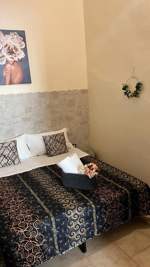 Faro'S Room Bari Buitenkant foto