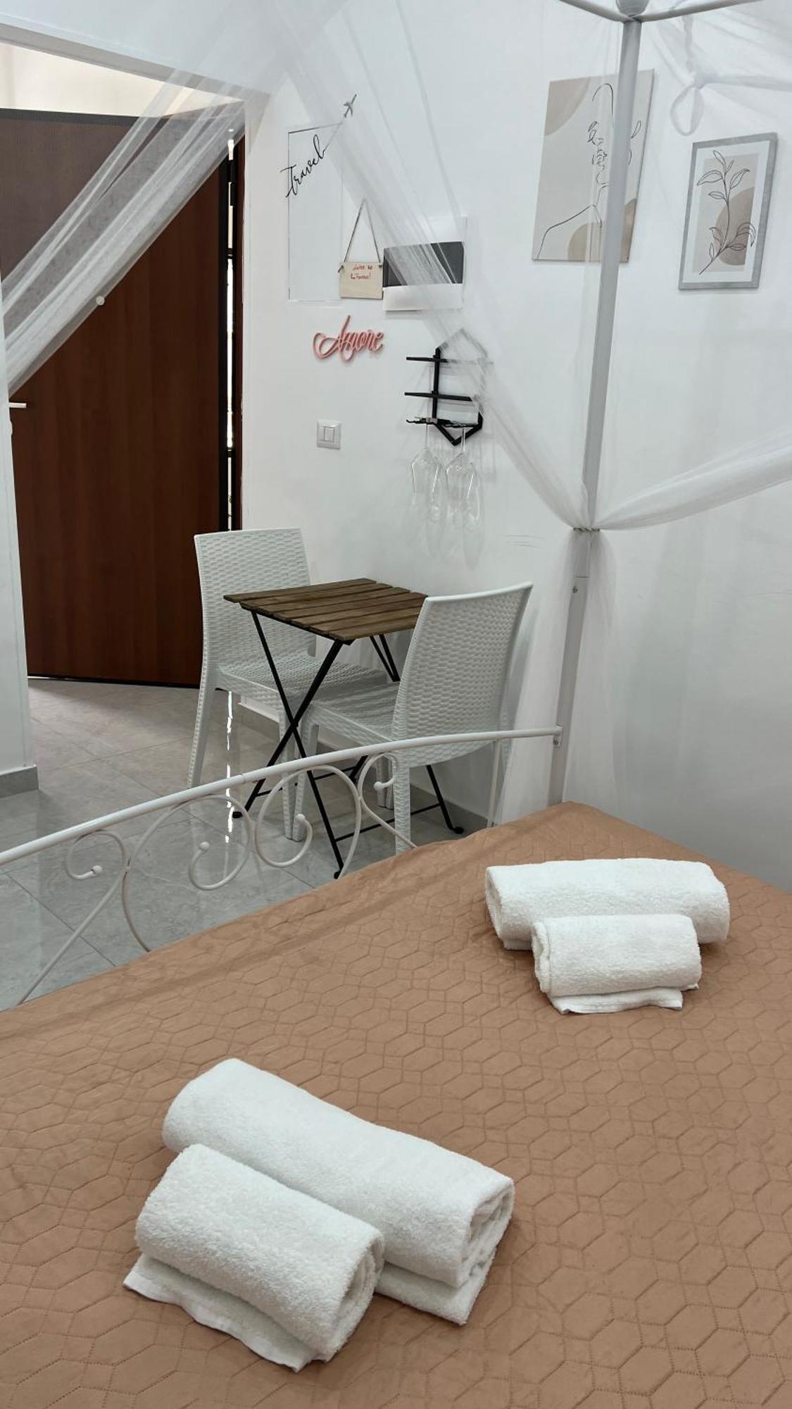 Faro'S Room Bari Buitenkant foto