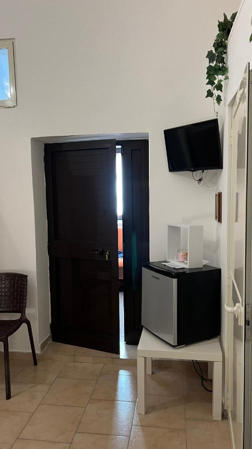 Faro'S Room Bari Buitenkant foto